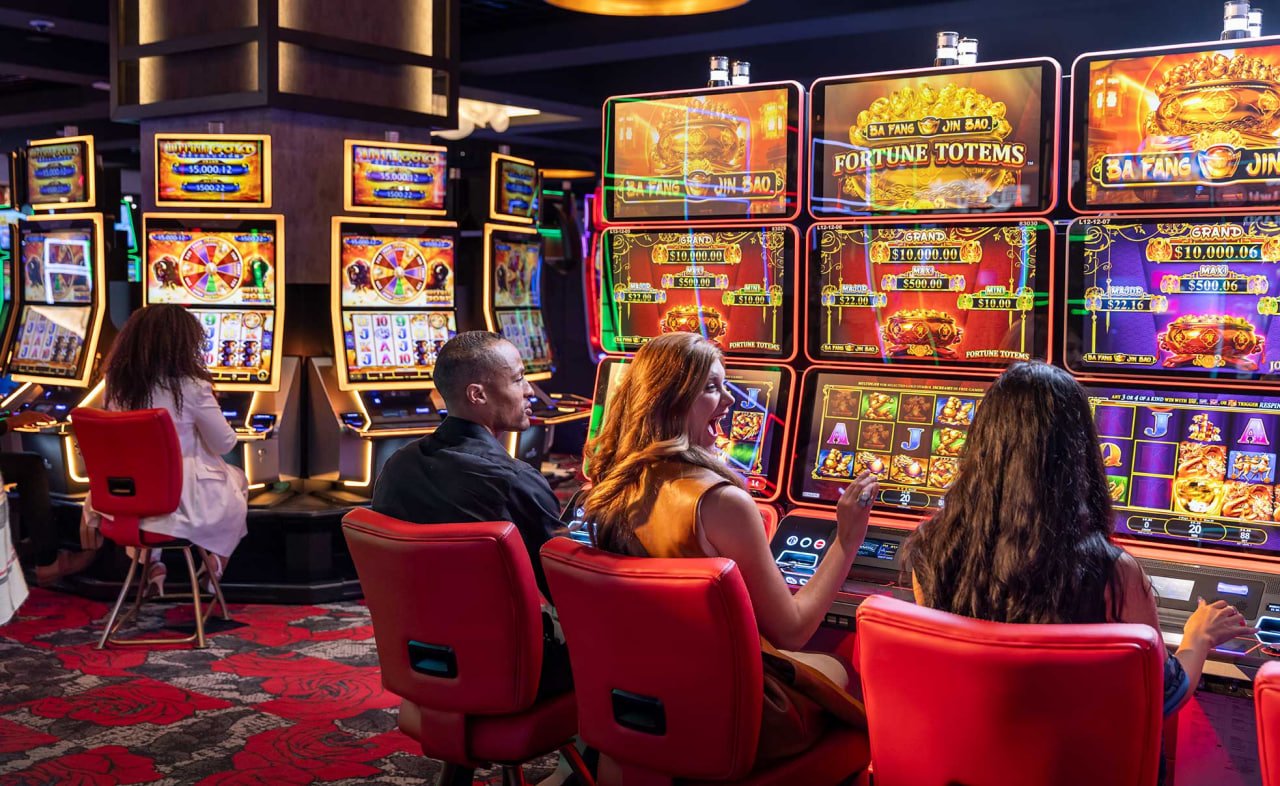 M89 Slots တွင် ရေပန်းစားသော Jackpot ဂိမ်းတစ်ခု၏ ဆုသင်္ကေတများ